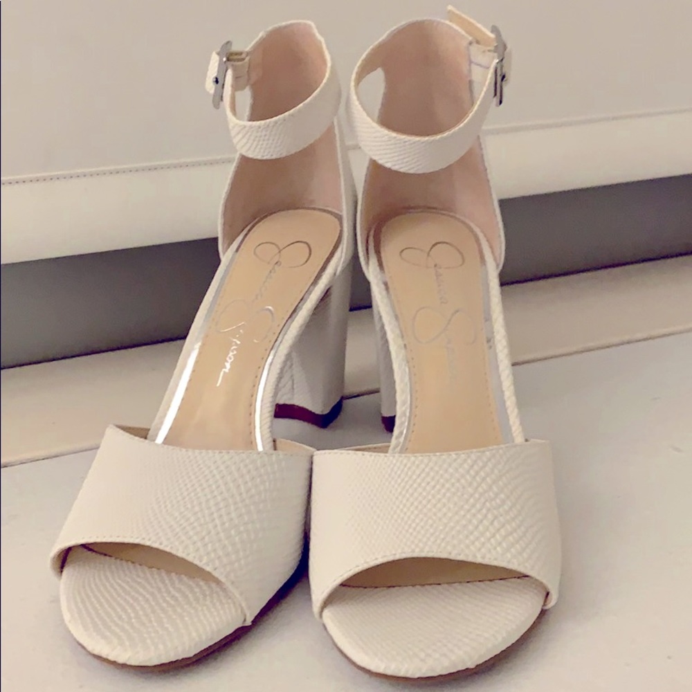 NWOT Jessica Simpson Heels